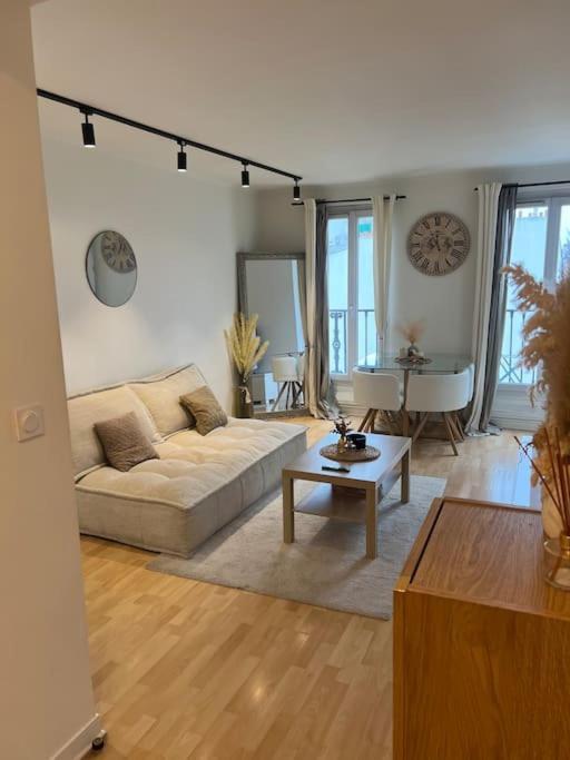 Appartement Paris Vue Tour Eiffel Trocadero Buitenkant foto
