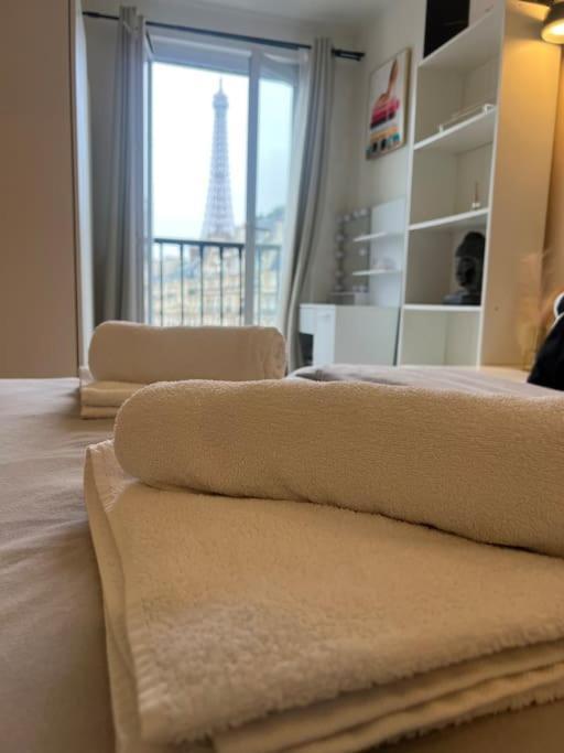 Appartement Paris Vue Tour Eiffel Trocadero Buitenkant foto