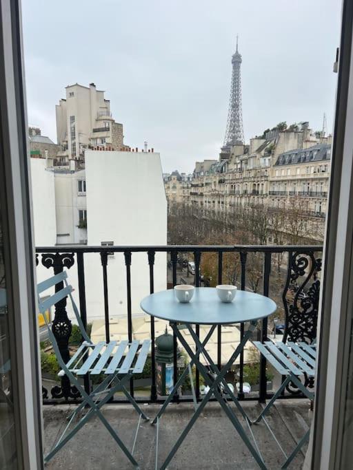 Appartement Paris Vue Tour Eiffel Trocadero Buitenkant foto