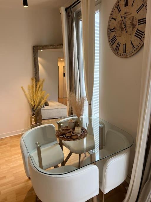 Appartement Paris Vue Tour Eiffel Trocadero Buitenkant foto